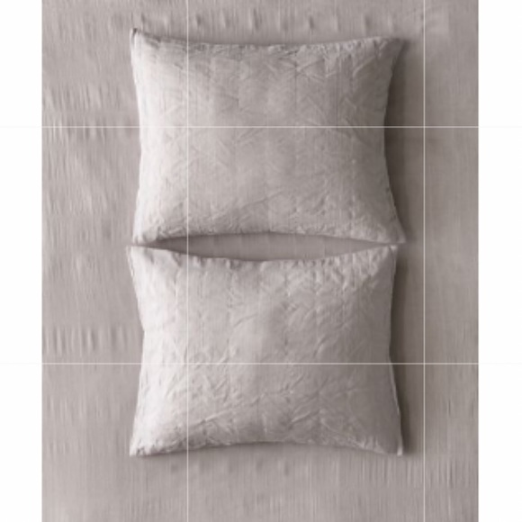 Urban Outfitters Other - Nwt tags urban outfitters Palmer linen grid sham set